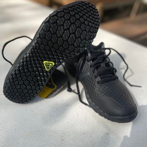 New balance shoes